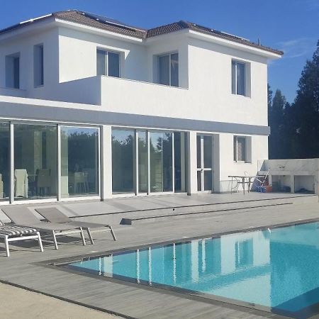 Kiti Village Villa, Cyprus, Salt-Water Pool, 6 Bedrooms, Larnaca Buitenkant foto