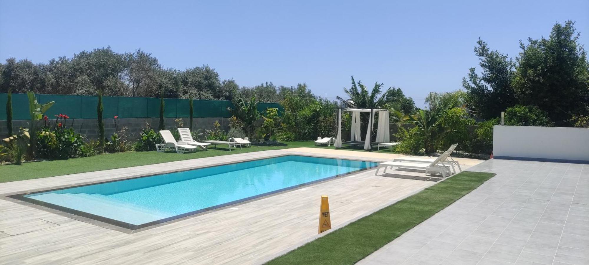Kiti Village Villa, Cyprus, Salt-Water Pool, 6 Bedrooms, Larnaca Buitenkant foto