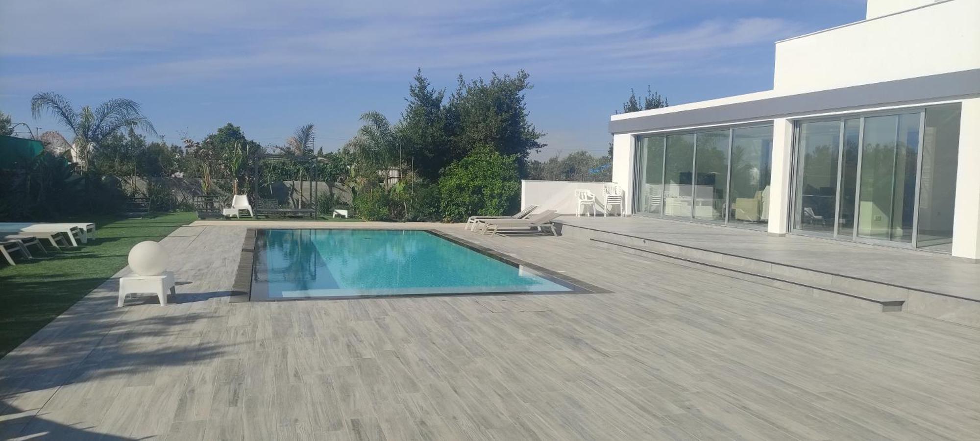 Kiti Village Villa, Cyprus, Salt-Water Pool, 6 Bedrooms, Larnaca Buitenkant foto