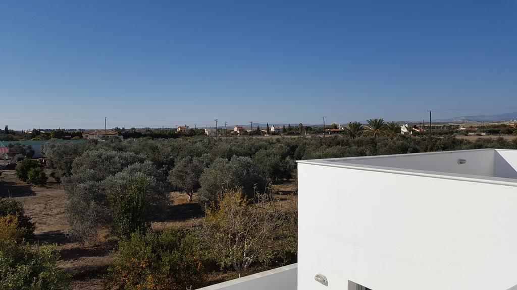 Kiti Village Villa, Cyprus, Salt-Water Pool, 6 Bedrooms, Larnaca Buitenkant foto